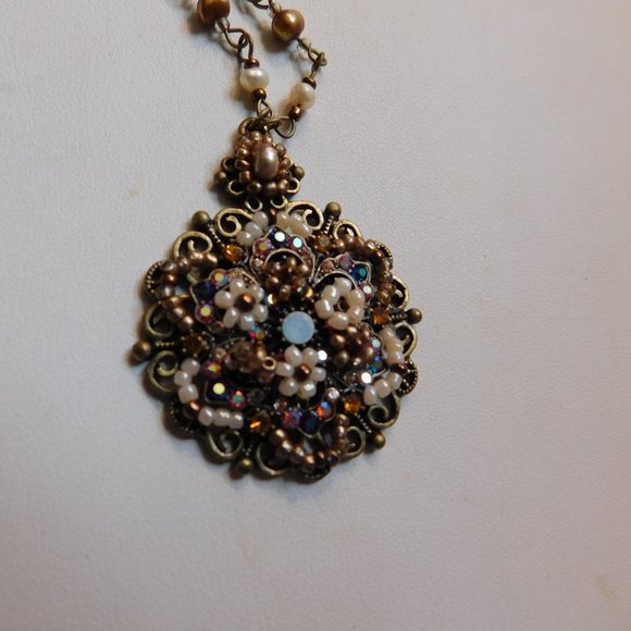 Vintage Cookie Lee Beaded Medallion Necklace - Picture 1 of 11